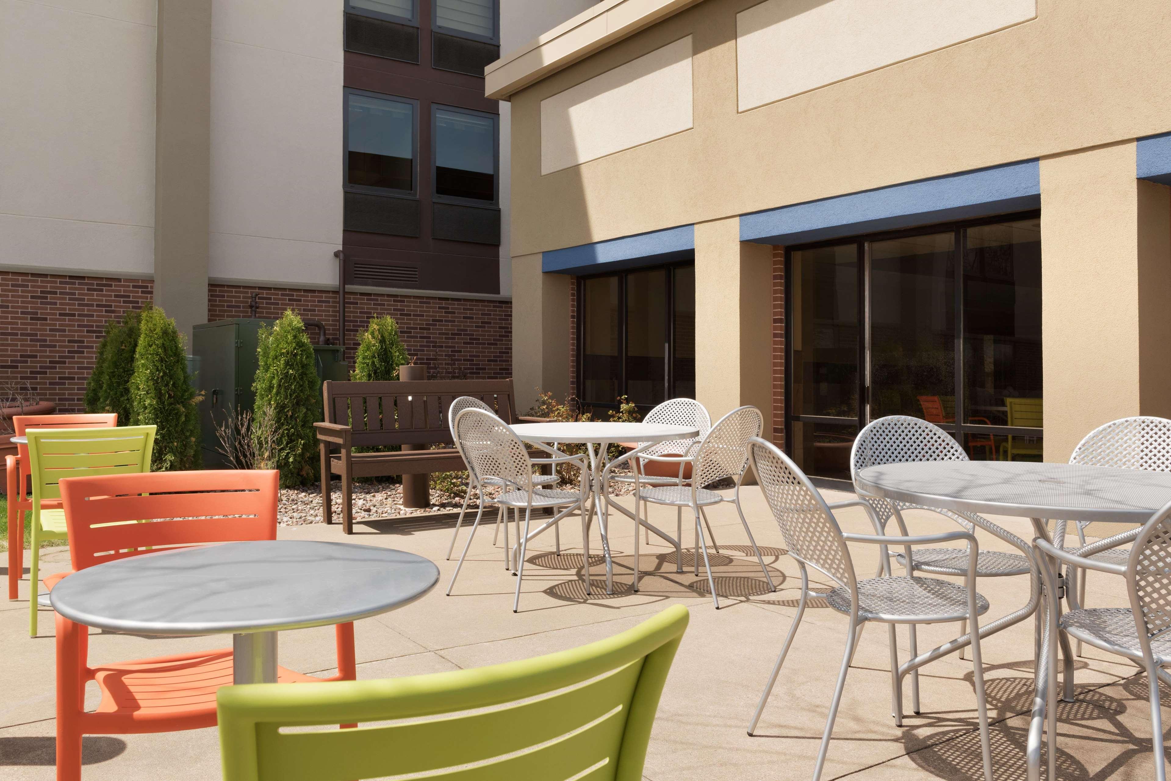 Hampton Inn Appleton-Fox River Mall Area Экстерьер фото