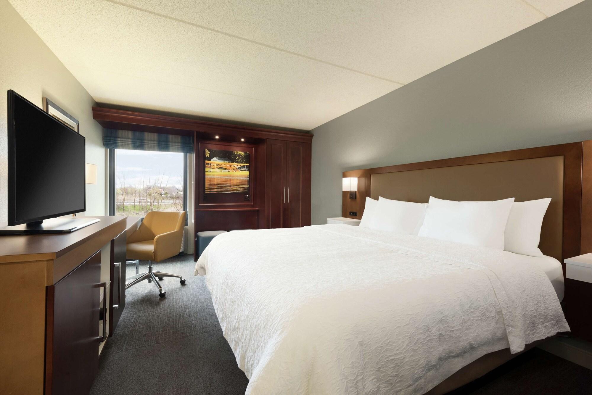 Hampton Inn Appleton-Fox River Mall Area Экстерьер фото
