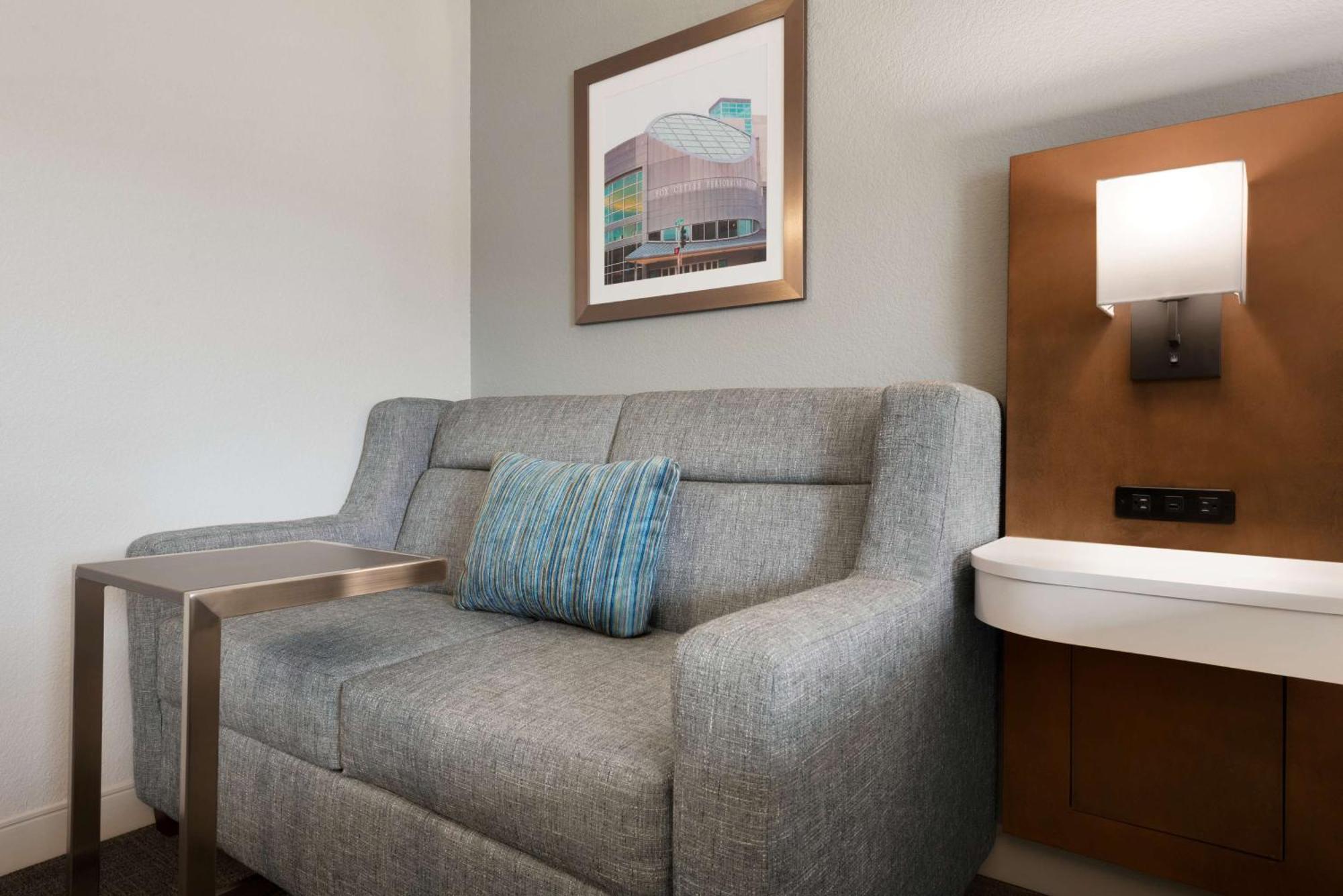 Hampton Inn Appleton-Fox River Mall Area Экстерьер фото