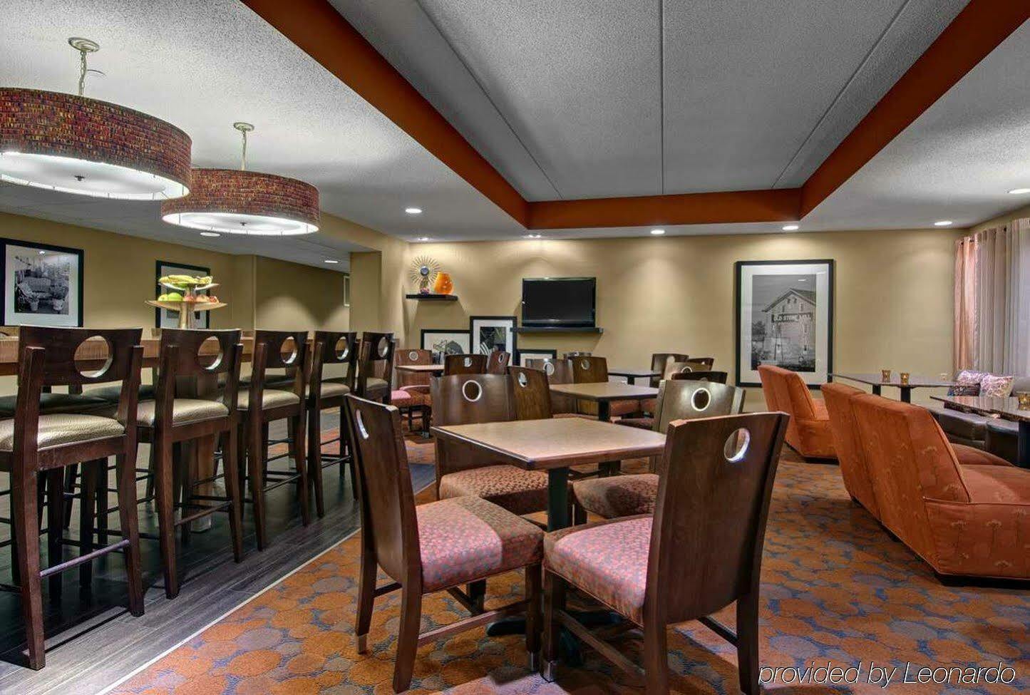 Hampton Inn Appleton-Fox River Mall Area Экстерьер фото
